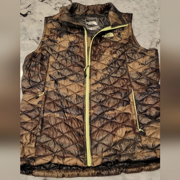 The North Face Jackets & Blazers - North Face Puffy Vest